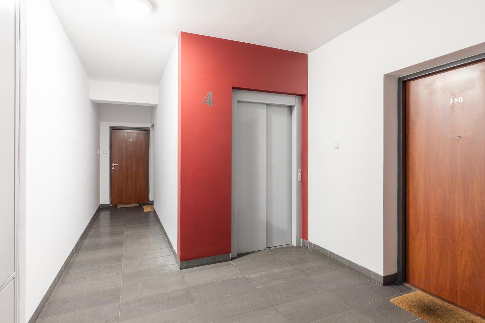 Superapart Chelmska 9 Warsaw Exterior photo